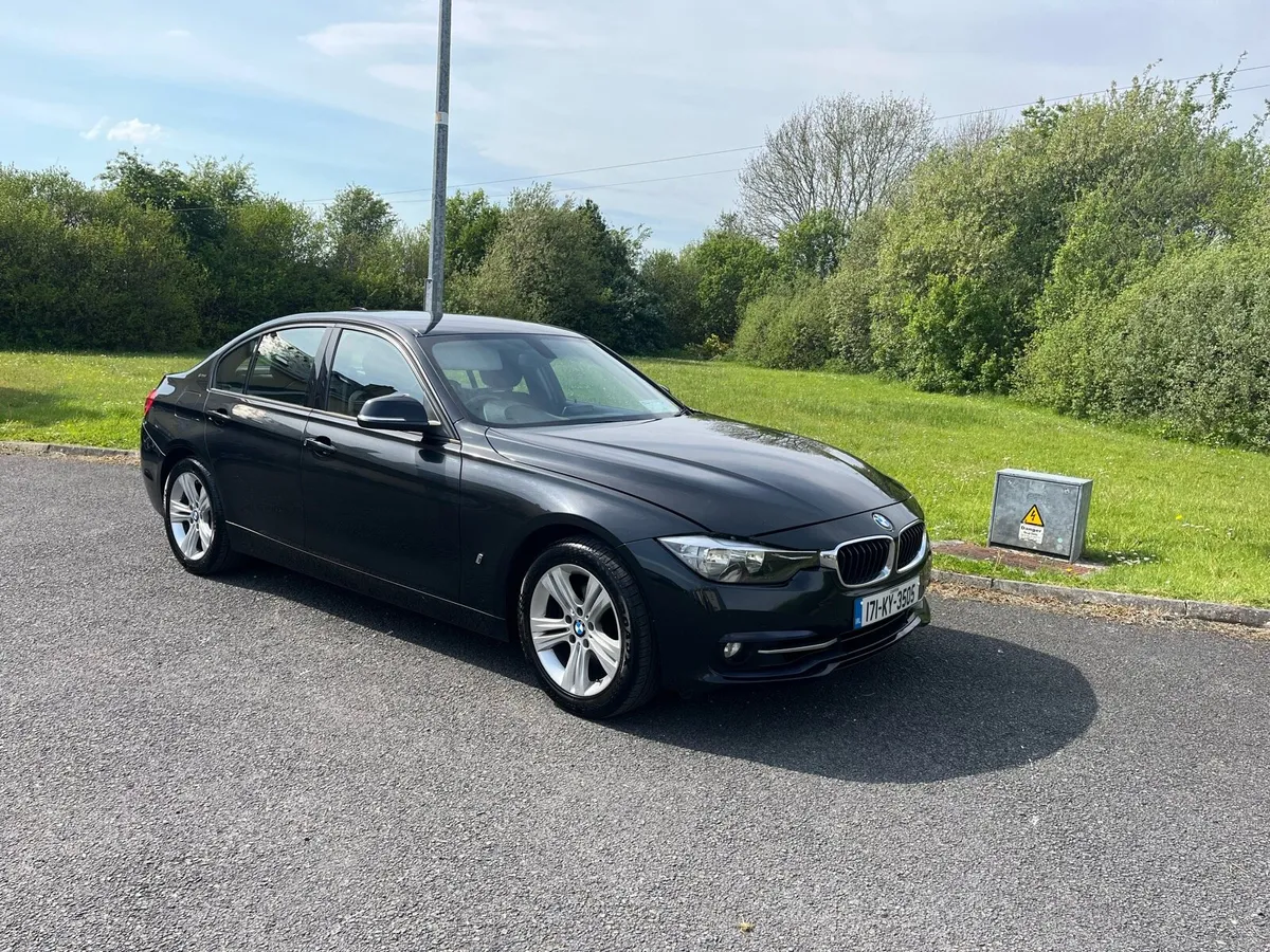 BMW 330e 2017 - Image 1