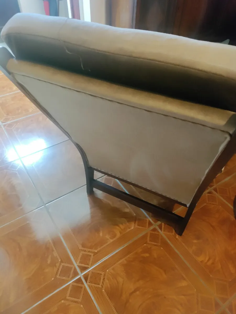 Vintage armchair - Image 2