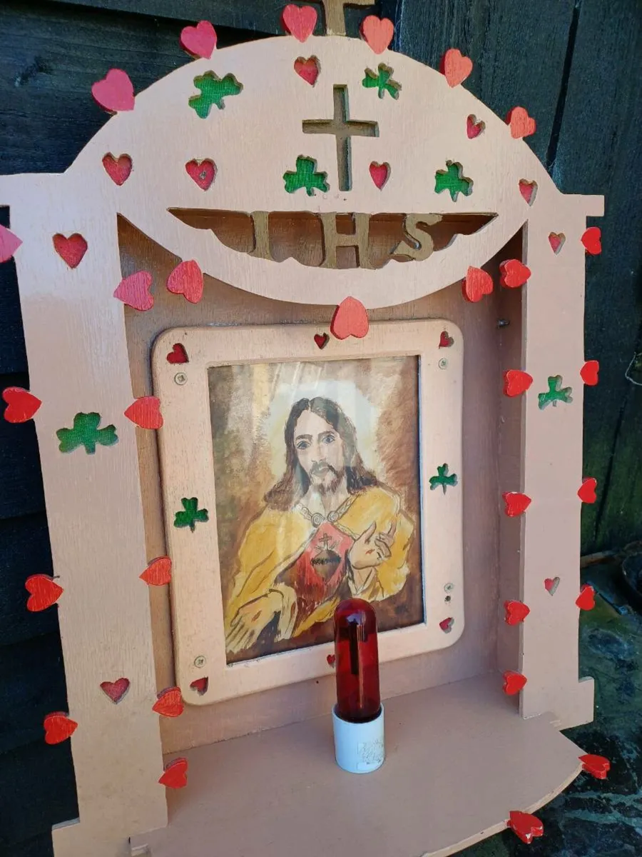 Vintage Handmade Sacred Heart Picture - Image 3