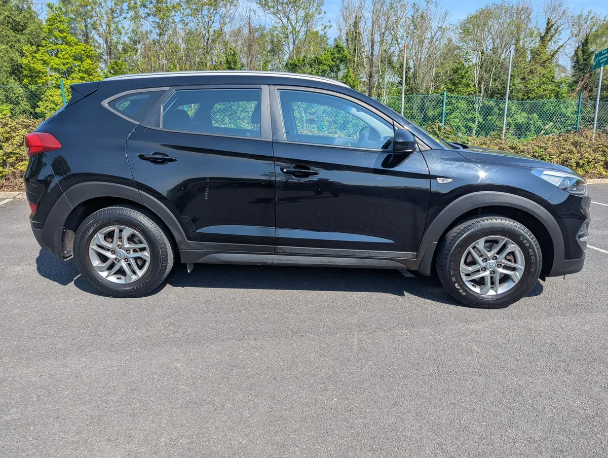 2017 HYUNDAI TUCSON 1.6  LOW MILES - Image 2