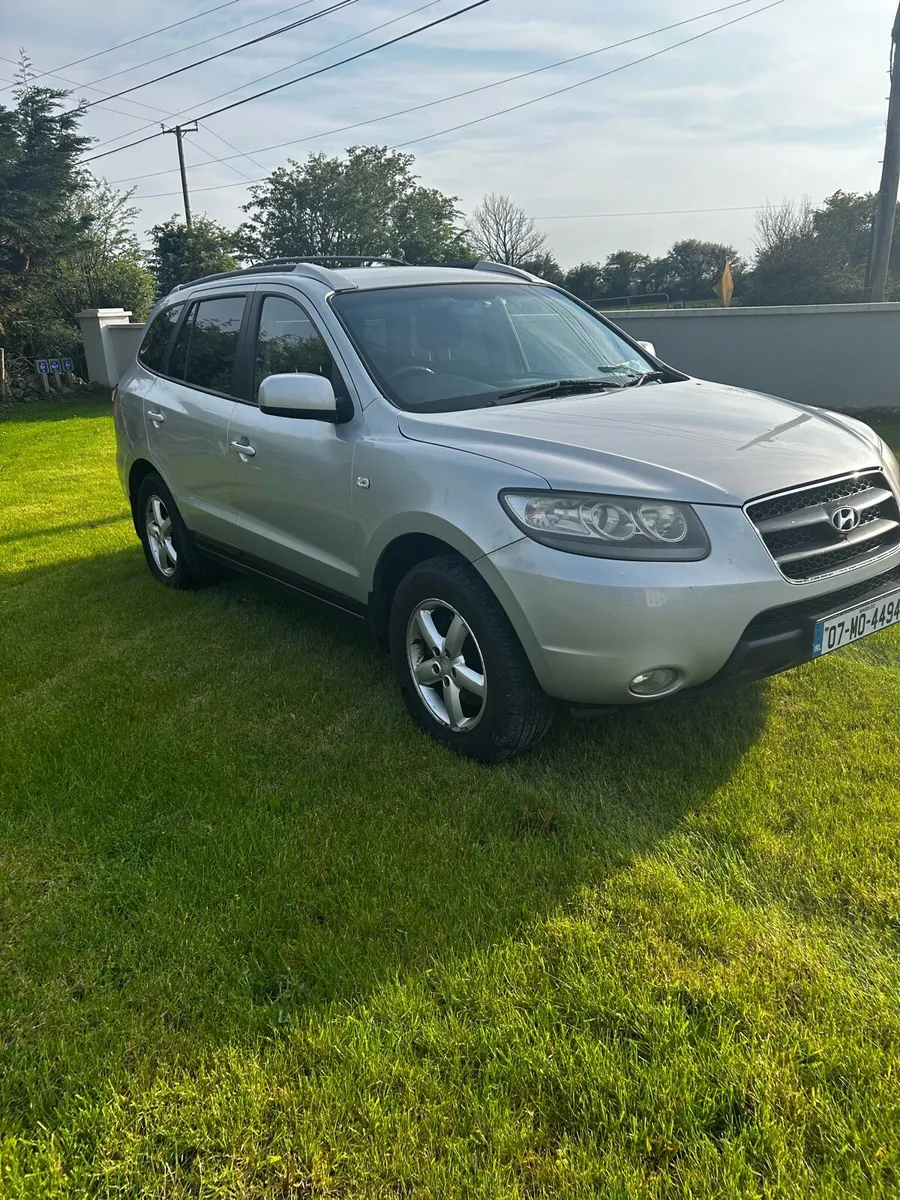 Hyundai Santa Fe 7seater €2650 - Image 1