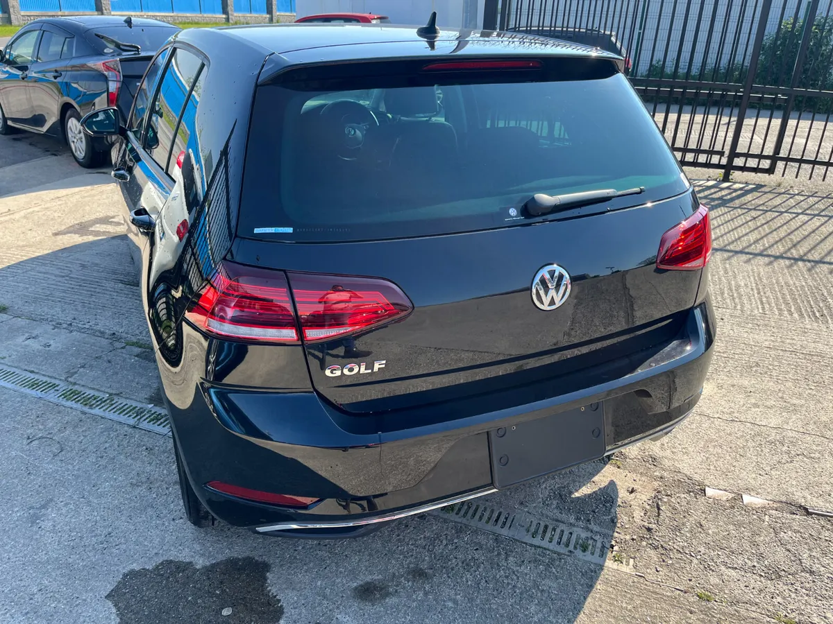 VOLKSWAGEN GOLF 2018, 1.2 TSI 5DR AUTO LOW KMS - Image 4