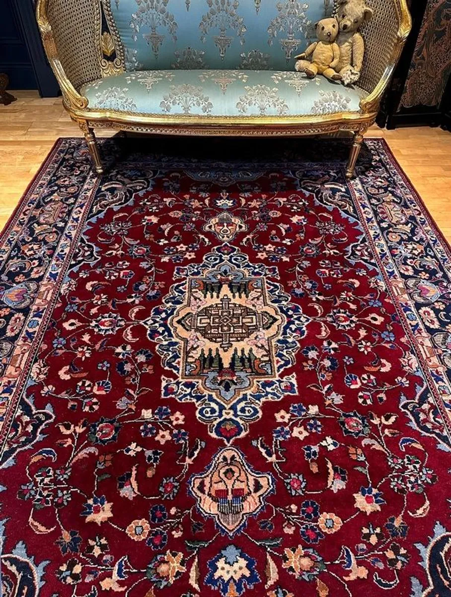 rugs and carpets - Image 1