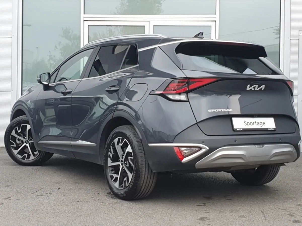 Kia Sportage K3 Diesel was  44100 now  42100 Save - Image 3