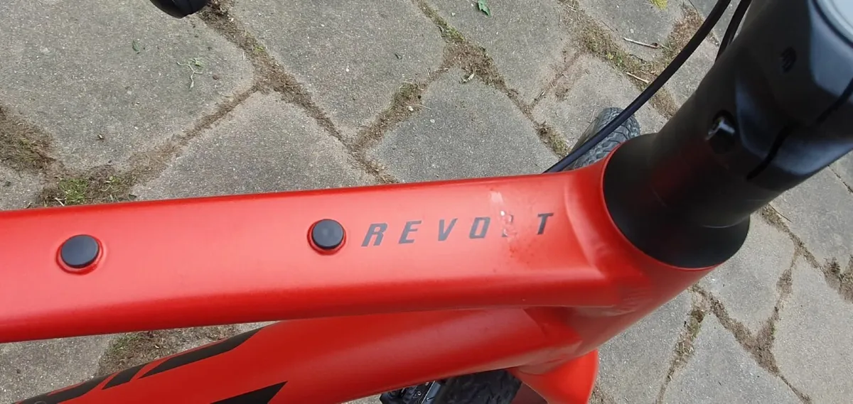 Giant Revolt Gravel bike size M1 - Image 4