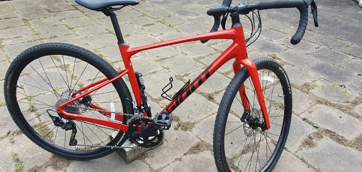 Giant Revolt Gravel bike size M1 - Image 1