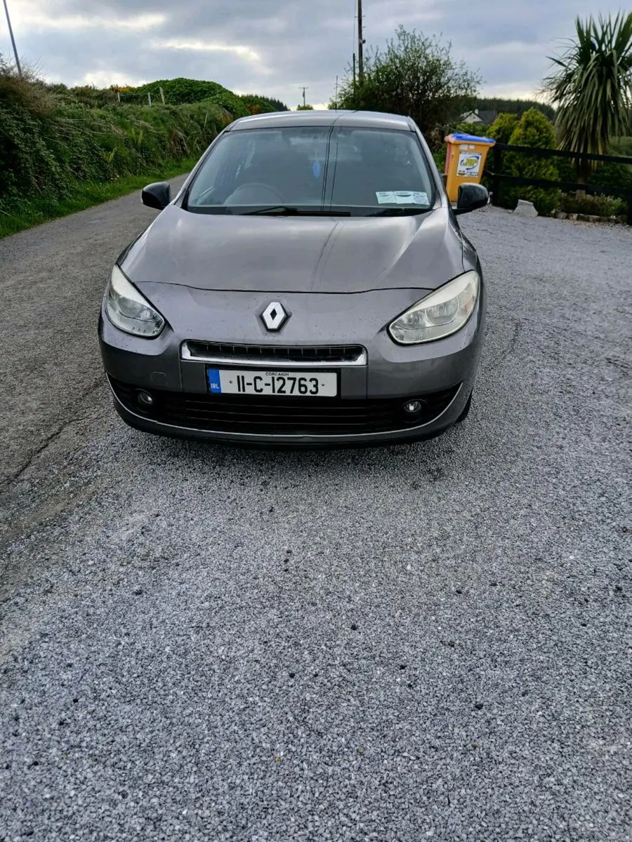 11 Renault fluence 1.5 diesel NCT and TAX. - Image 1