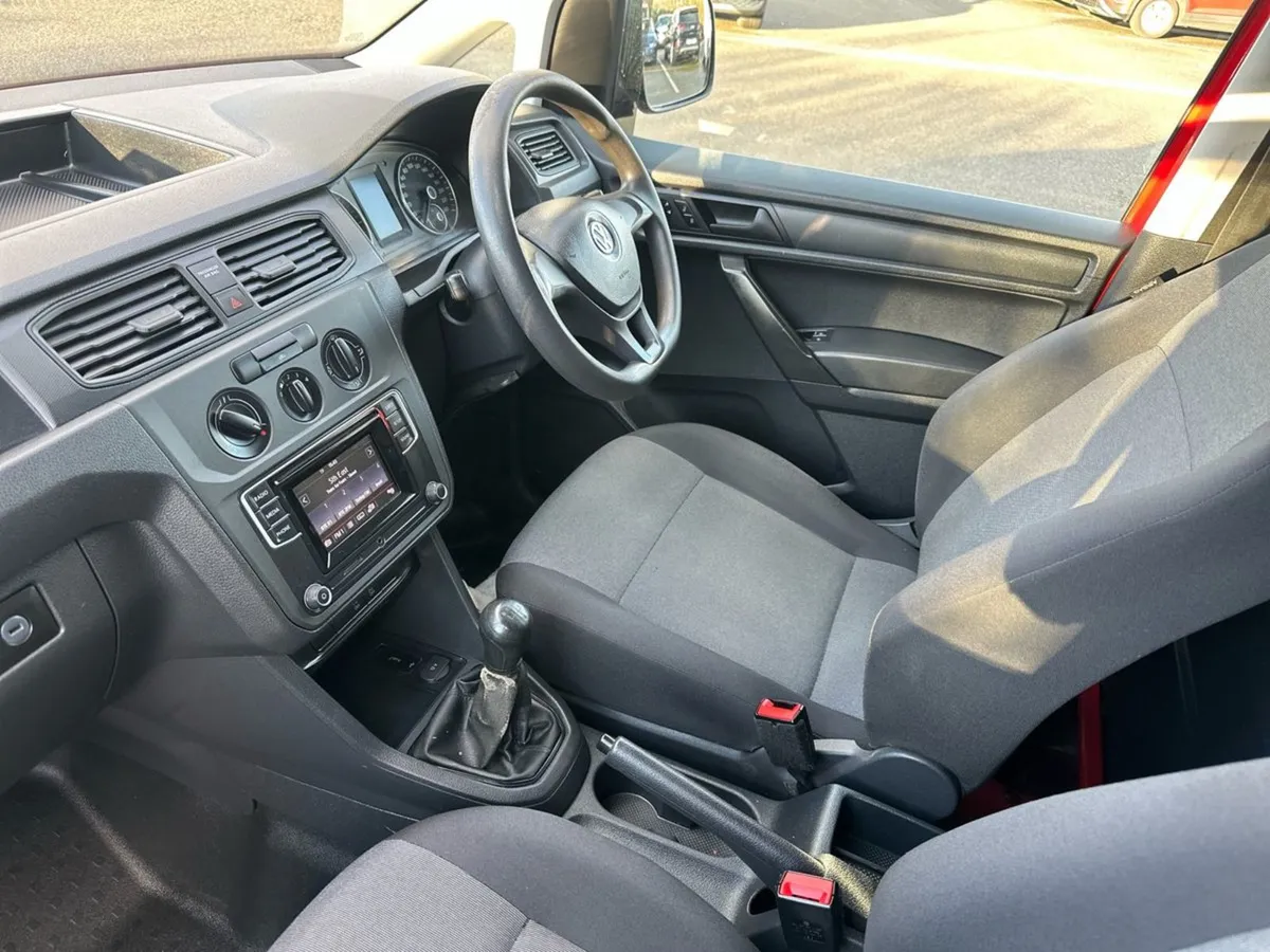 Volkswagen Caddy 2.0tdi 102HP Manual - Image 3