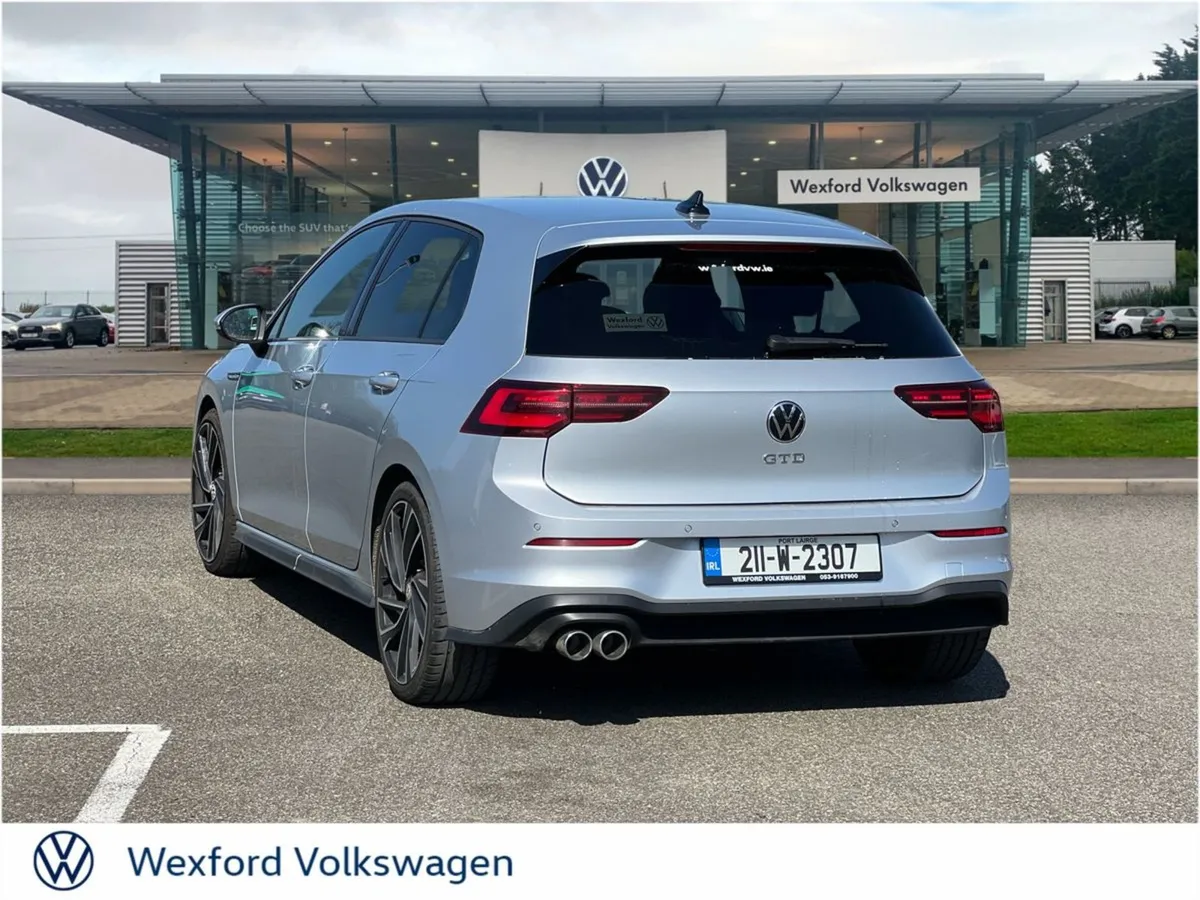 Volkswagen Golf GTD 2.0 TDI 200HP DSG - Image 4
