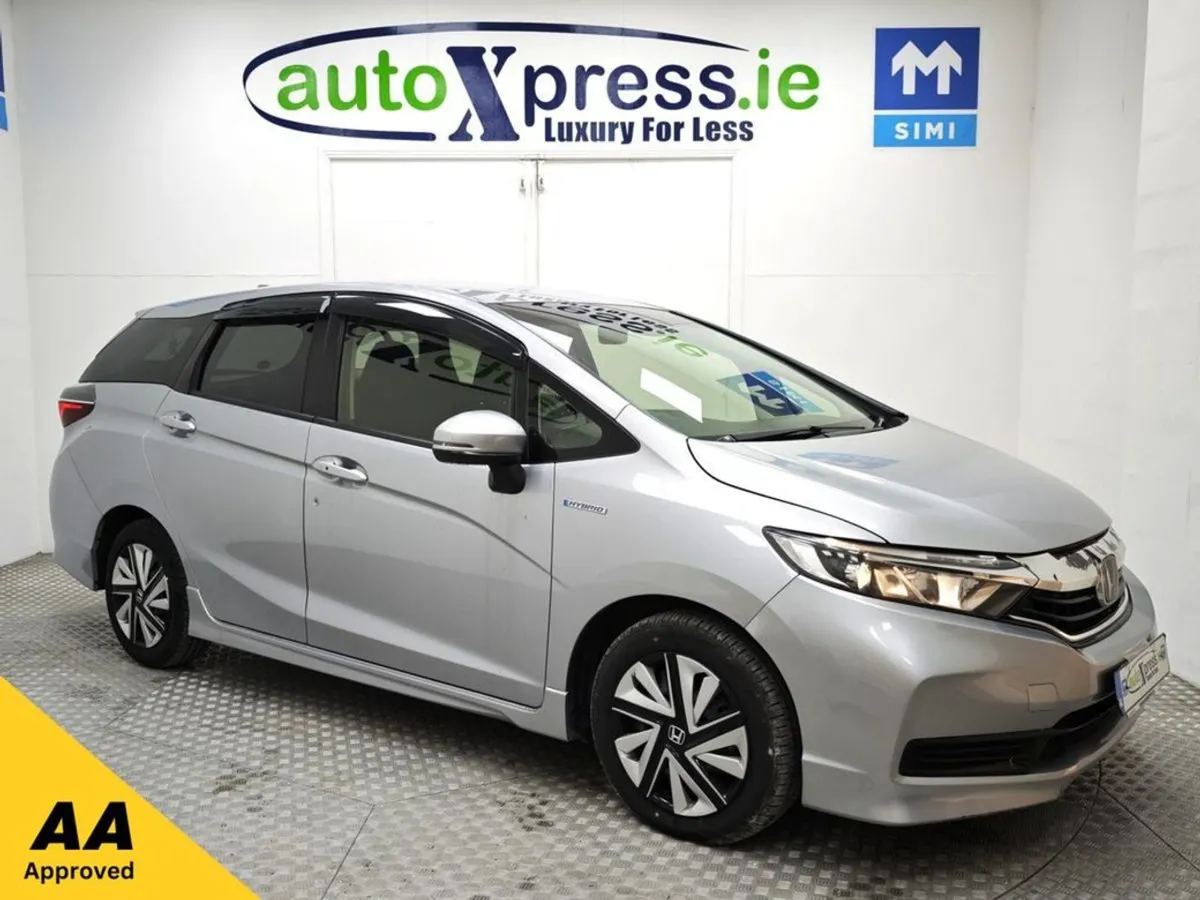 Honda Shuttle 1.5 Self Charging Hybrid Automatic - Image 1