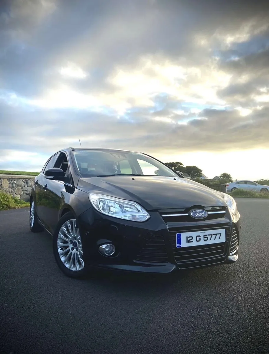 Ford Focus 2012 - Image 1