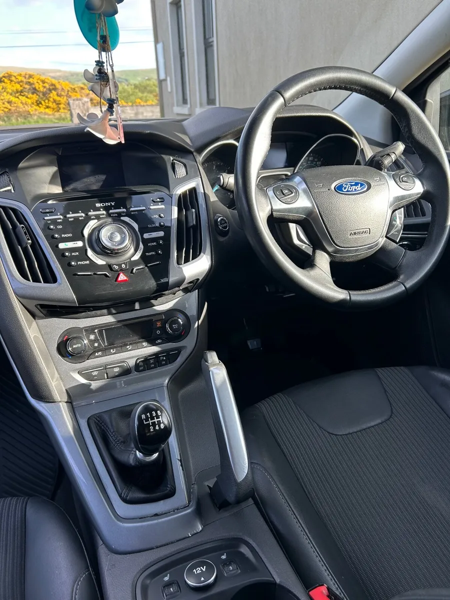 Ford Focus 2012 - Image 3
