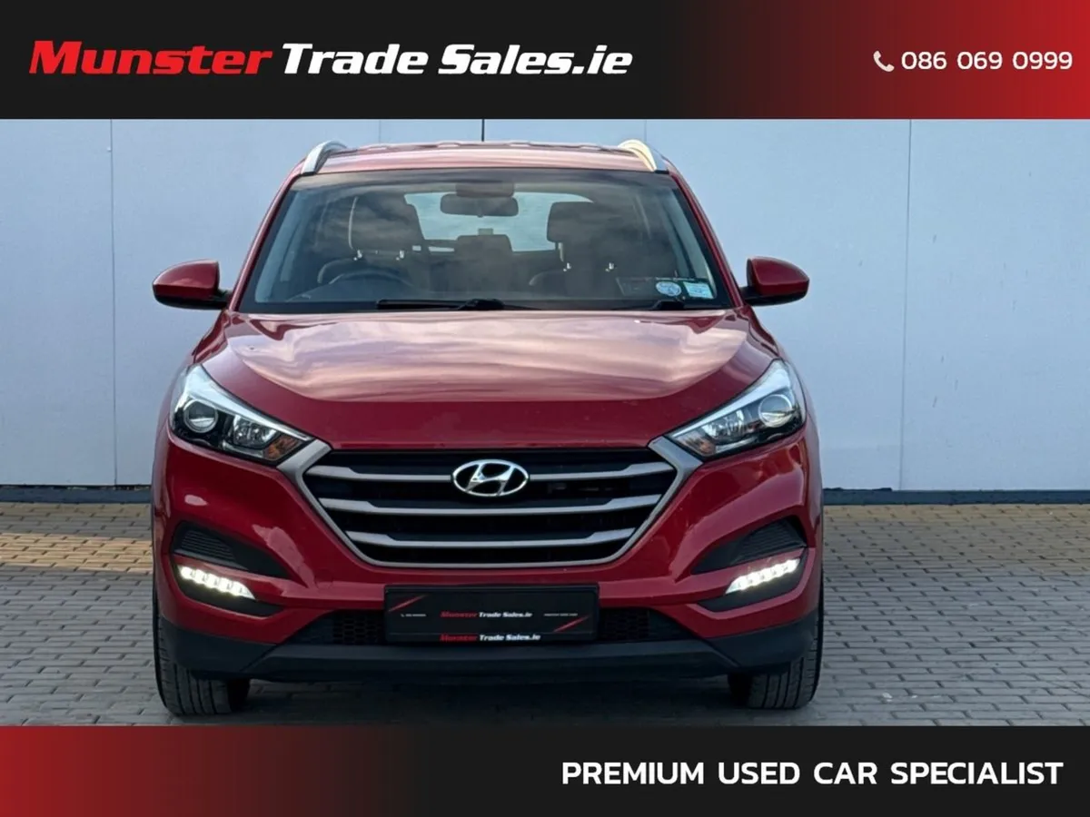 Hyundai Tucson 1.7 D Executive SE - Image 2
