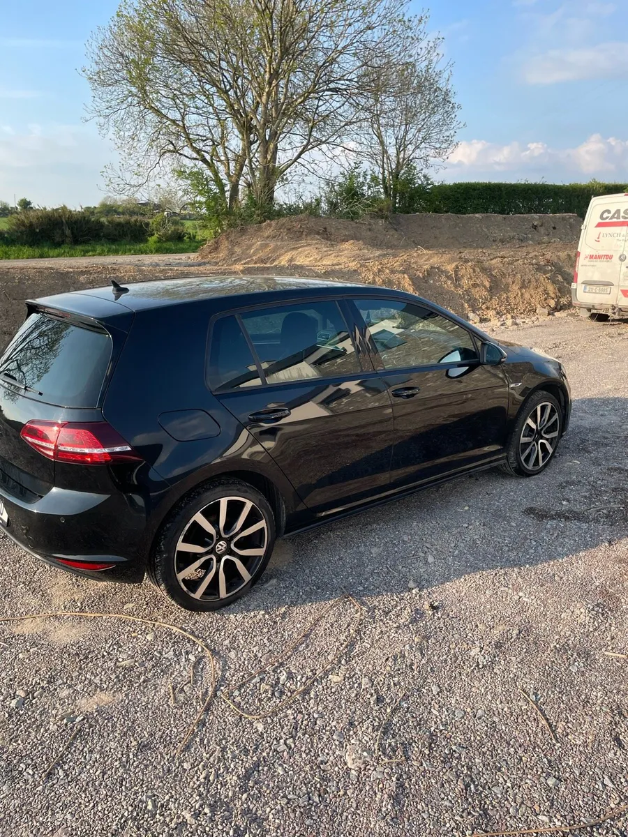 Volkswagen Golf gte - Image 2