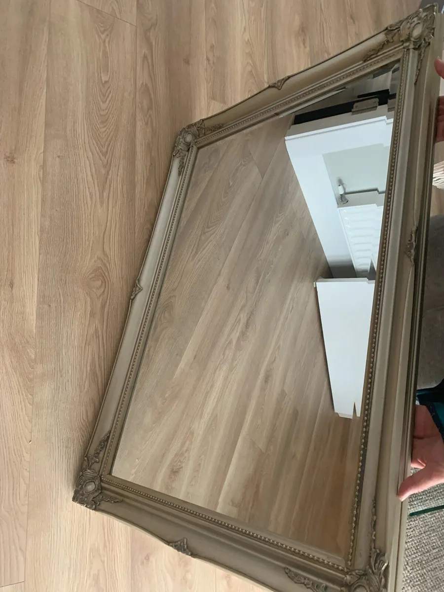 Large mirror - Image 3