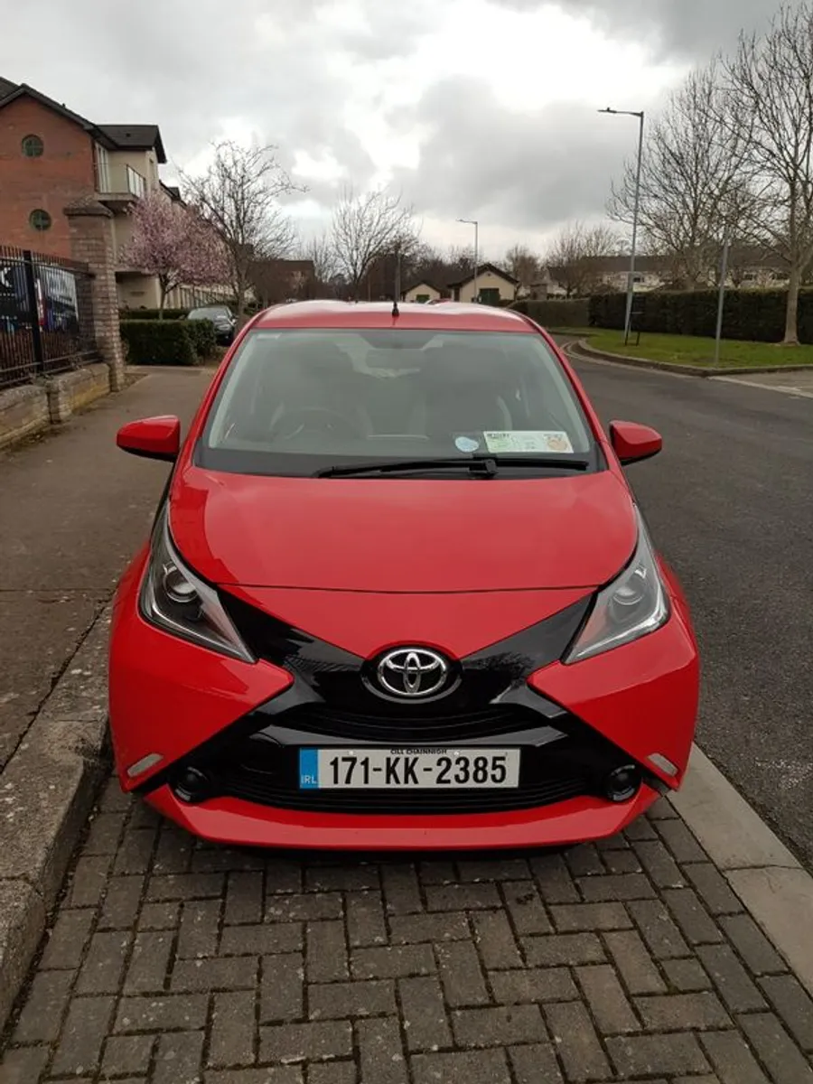 2017 Toyota AYGO 1.0VVTI X-Play  5 door - Image 3