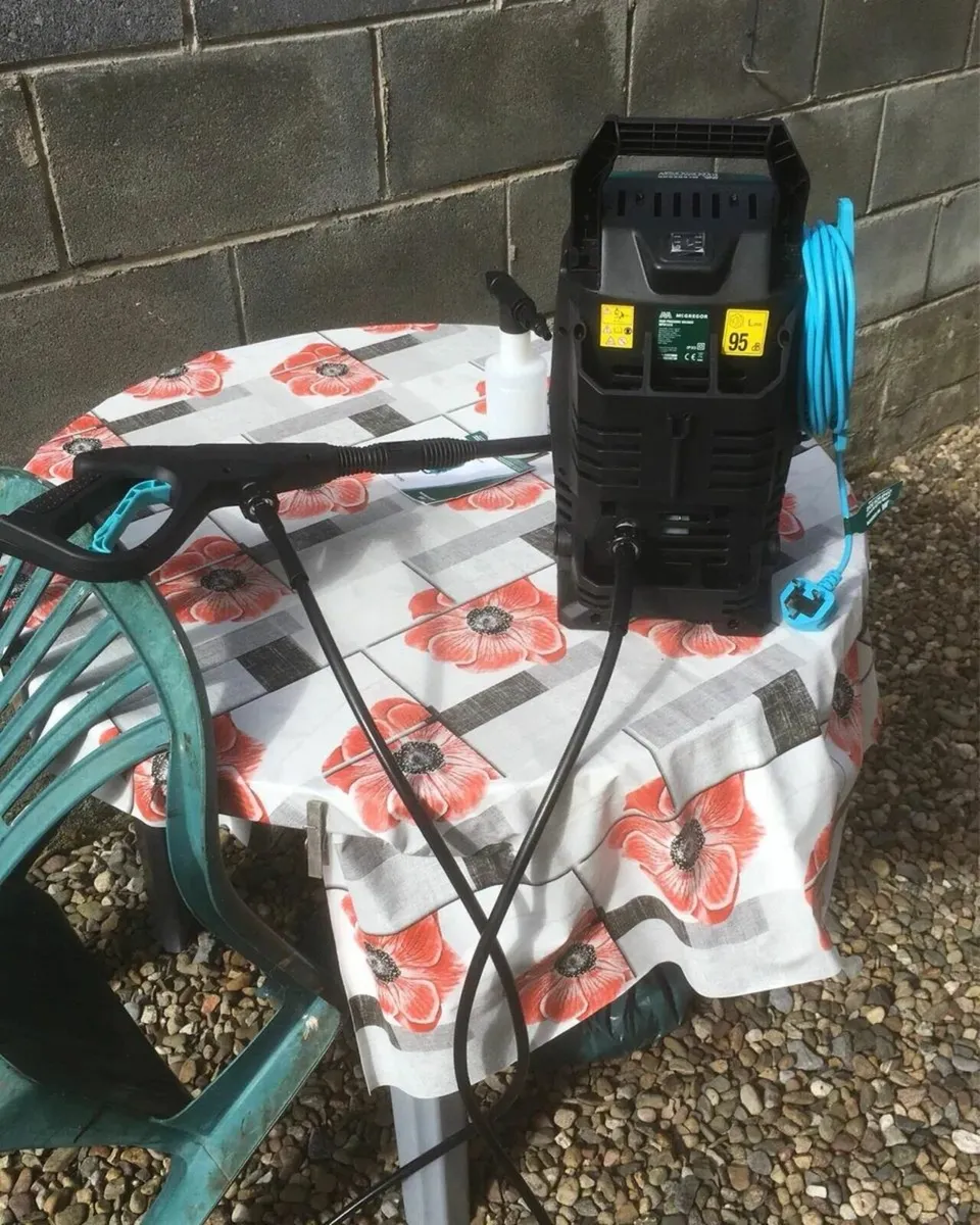 McGregor 1400 Watt Pressure Washer, Used Once Only - Image 3