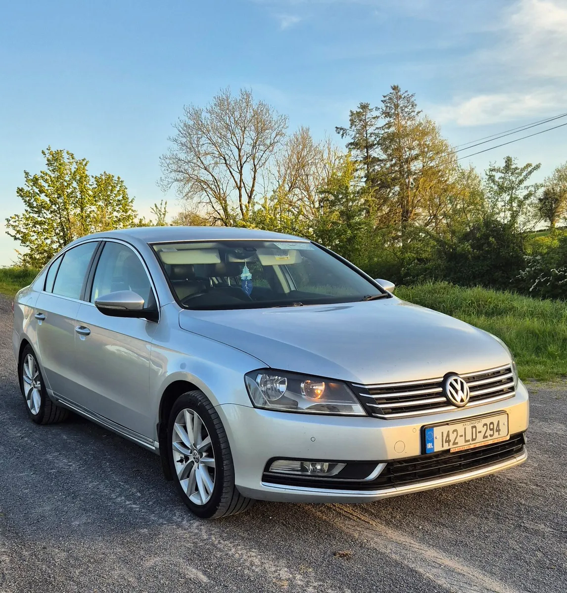 142 VW PASSAT 2.0L 1 OWNER NCT TAX 2026 LEATHER - Image 3