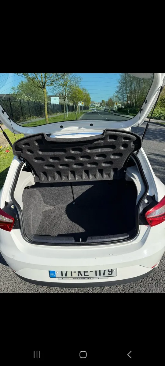 2017 SEAT IBIZA, 01/2027, TAX 06, 2025 - Image 4