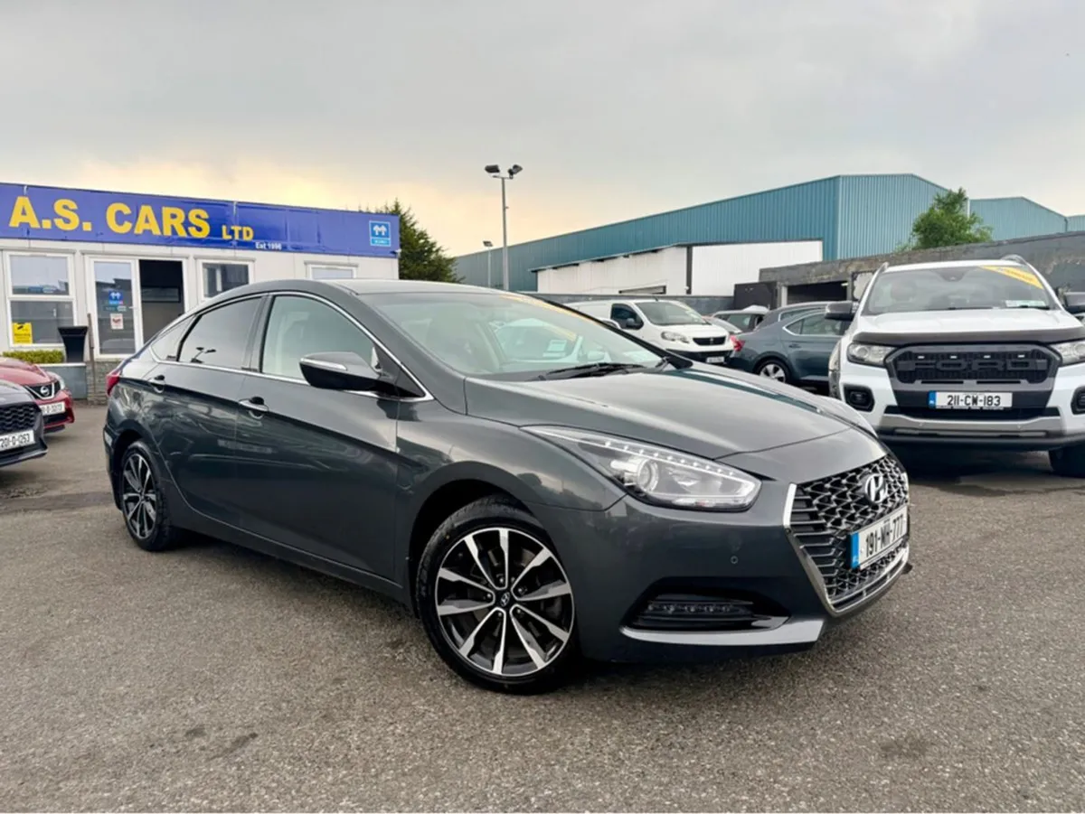 Hyundai i40 Executive TOP Spec Irish Car Full Lea - Image 2