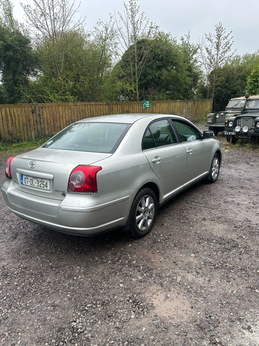 Toyota avensis - Image 4
