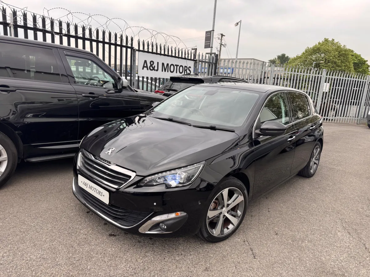 15 PEUGEOT 308 Glass Roof Automatic - Image 2