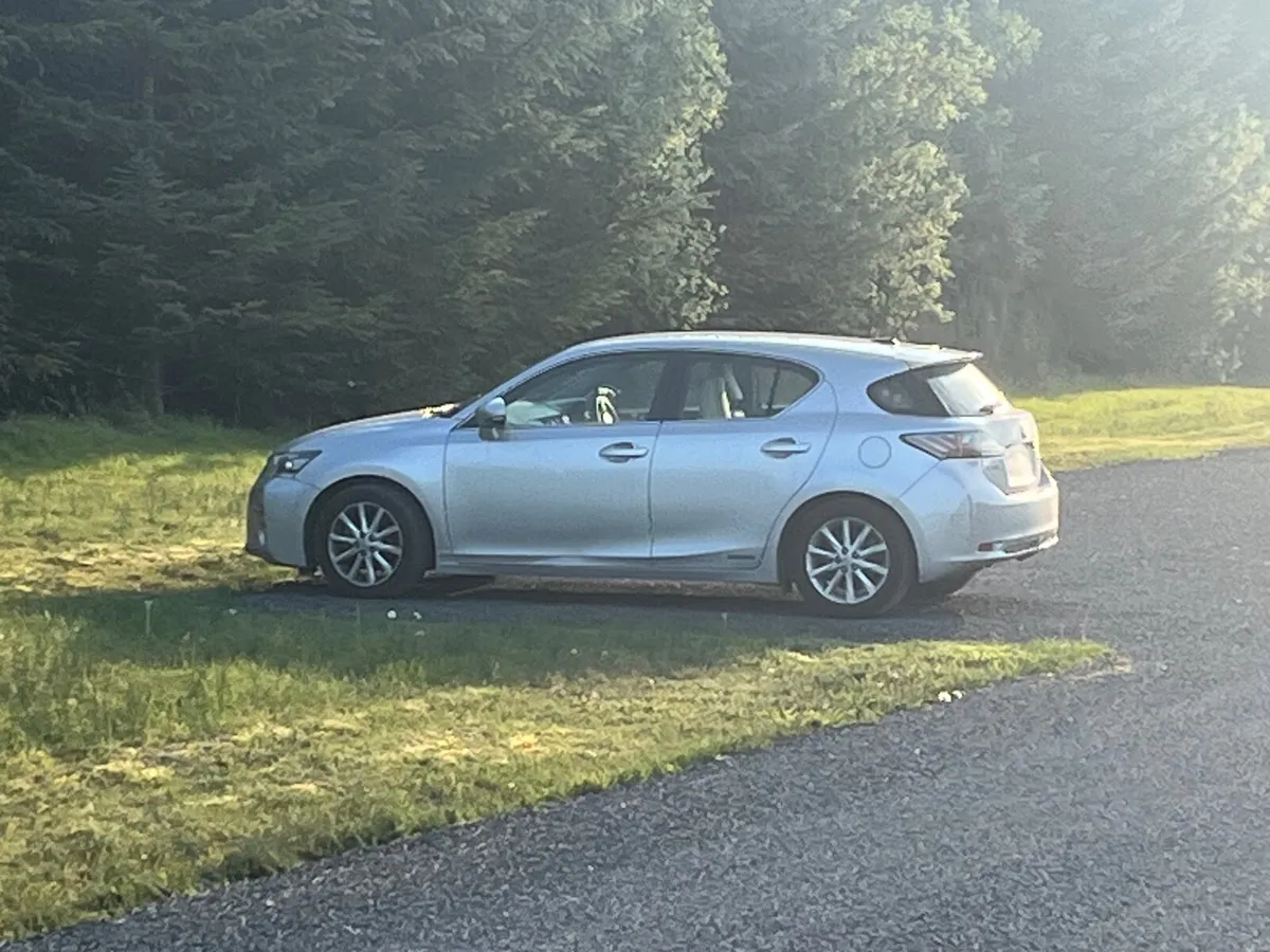 Lexus CT 2013 - Image 3