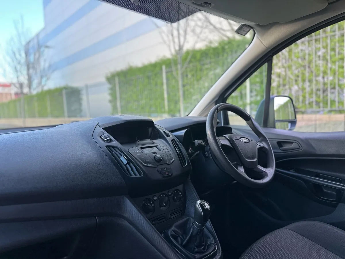 Ford Connect van 2 Seater / €7950 - Image 2