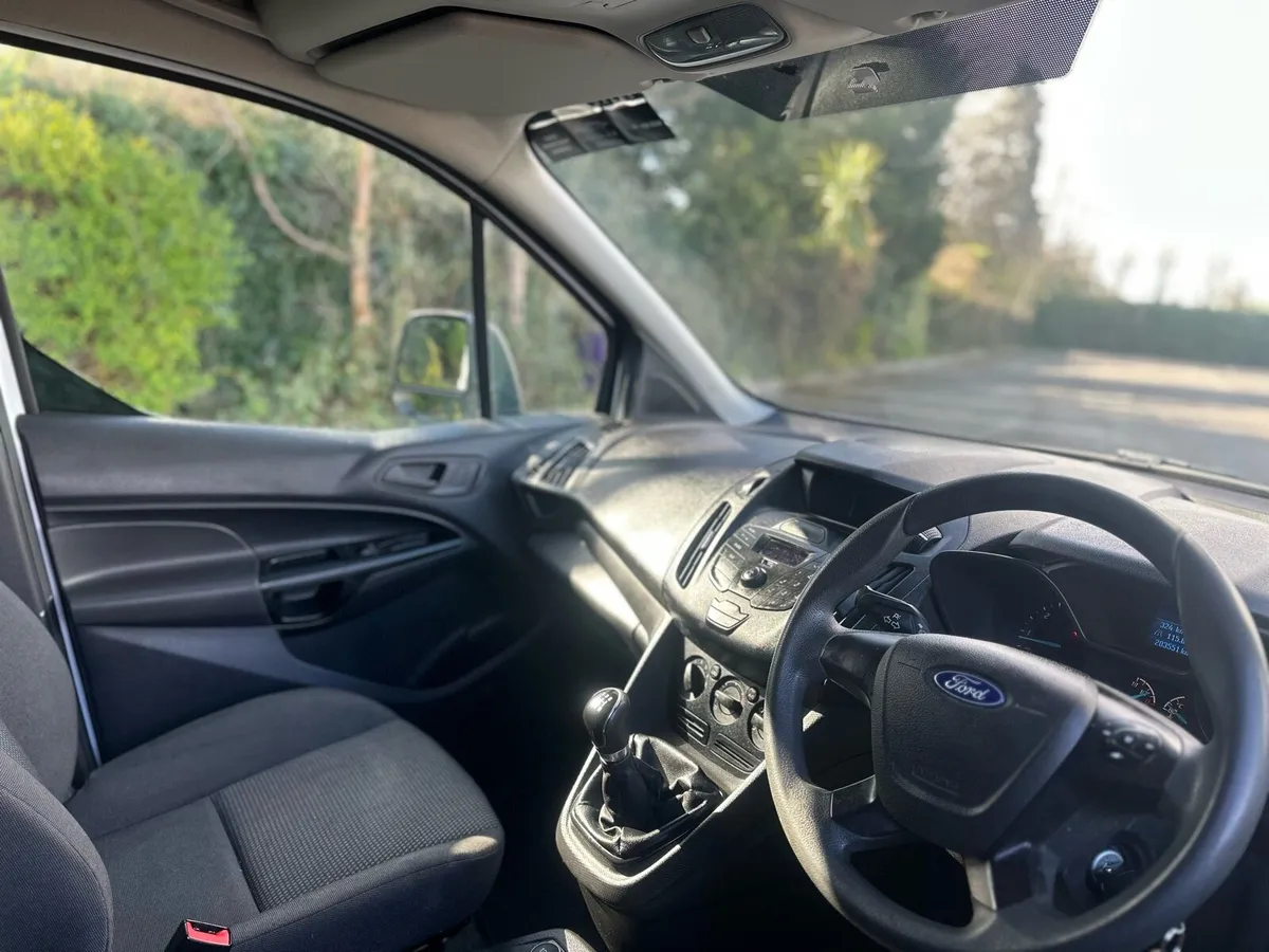 Ford Connect van 2 Seater / €7950 - Image 3