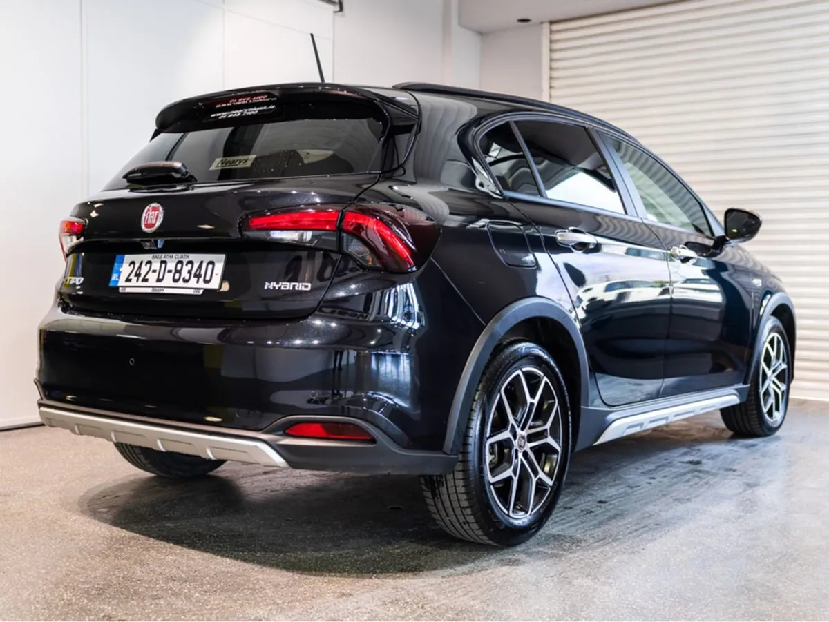 Fiat Tipo Cross 1.5 Mhev 5DR A - Image 4