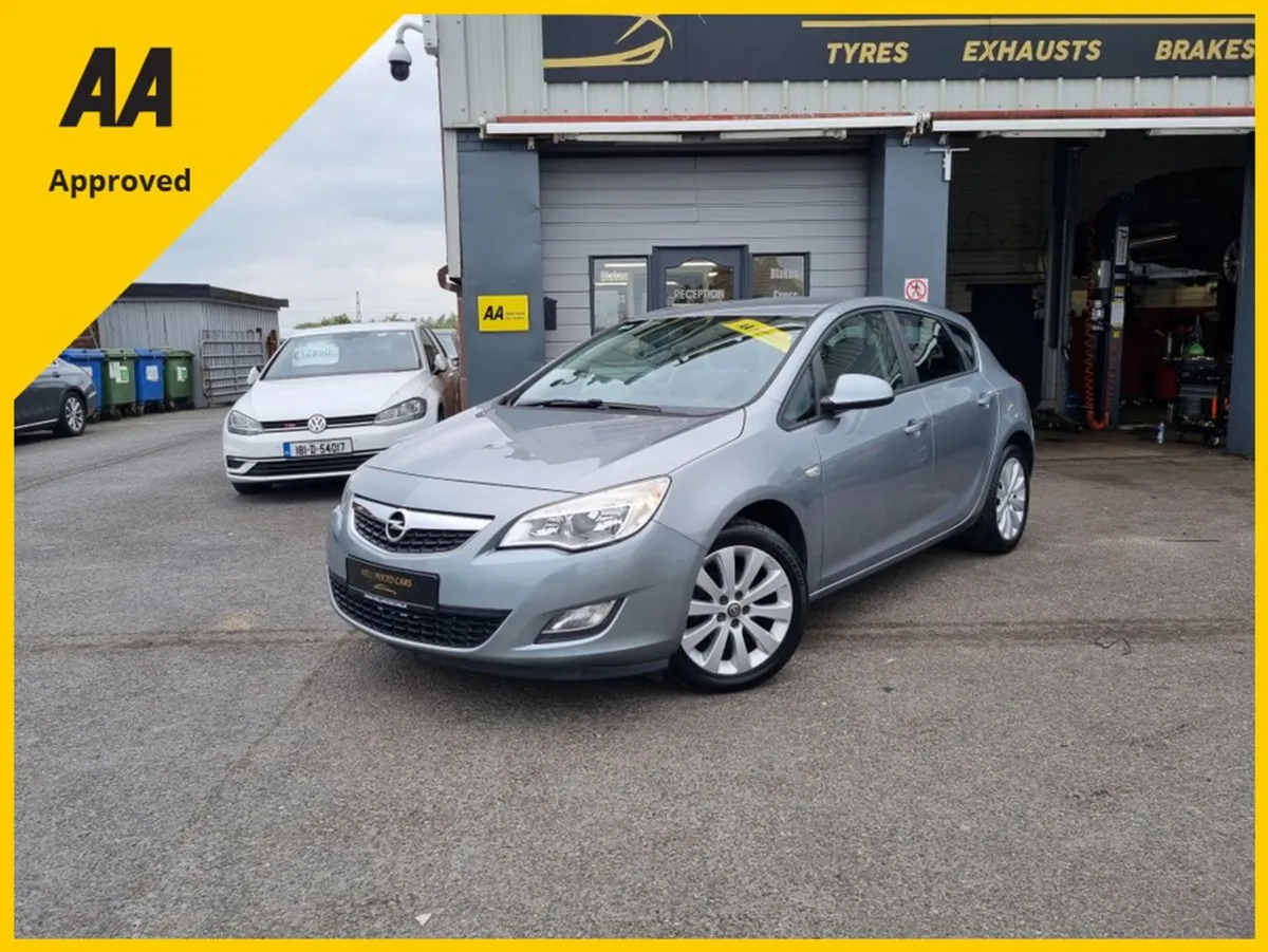 Opel Astra SC 1.4 I 100PS 5DR - Image 1