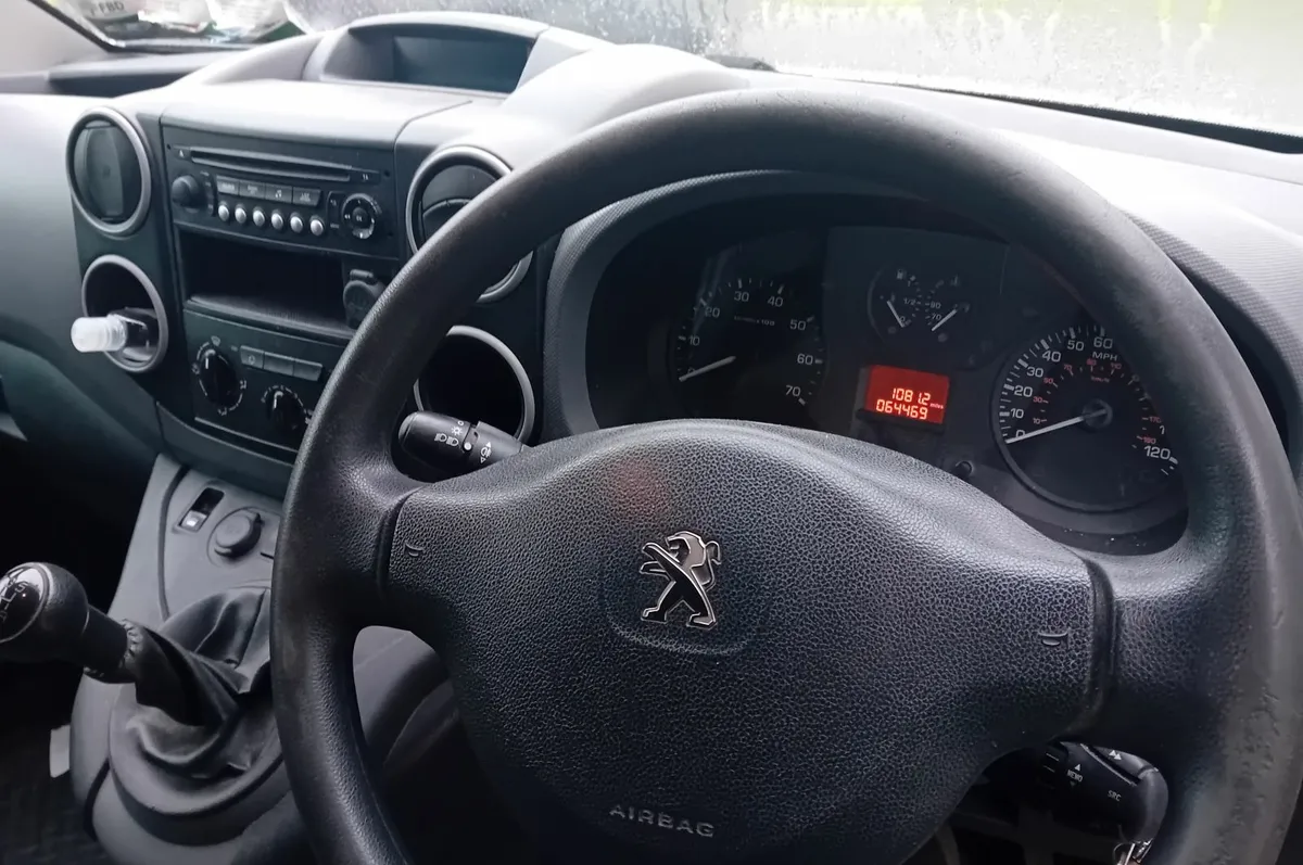 Peugeot Partner 2018 - Image 3