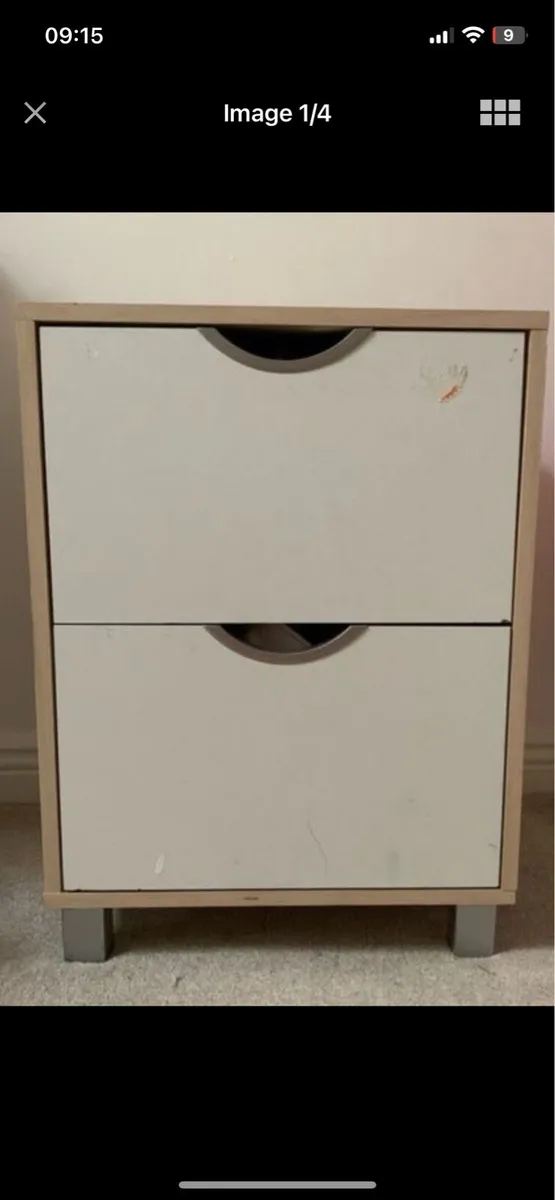 Small Set of Drawers / Locker - Image 1