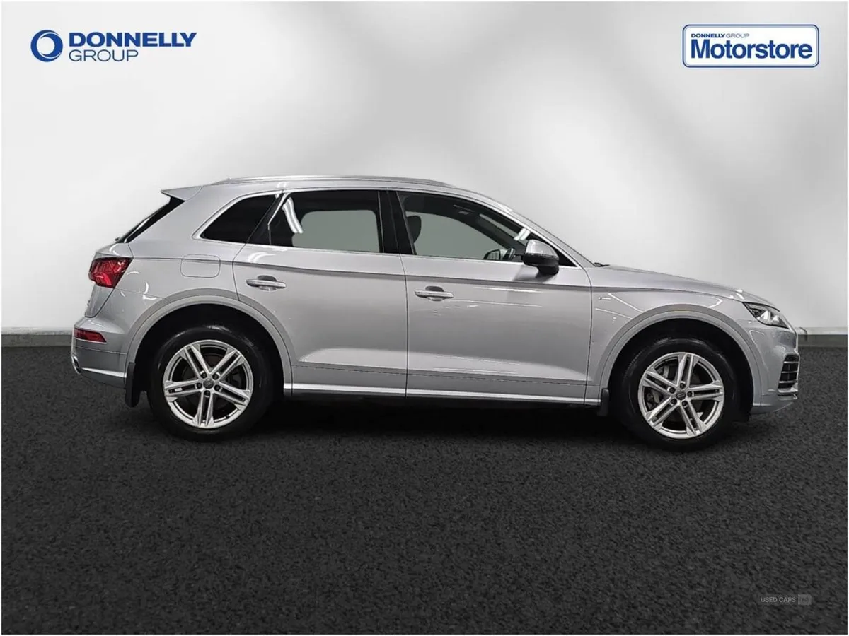 Audi Q5 40 TDI Quattro S Line 5dr S Tronic - Image 3