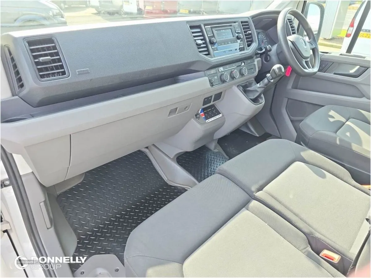 Volkswagen Crafter 2.0 TDI 140PS Startline Chassi - Image 2