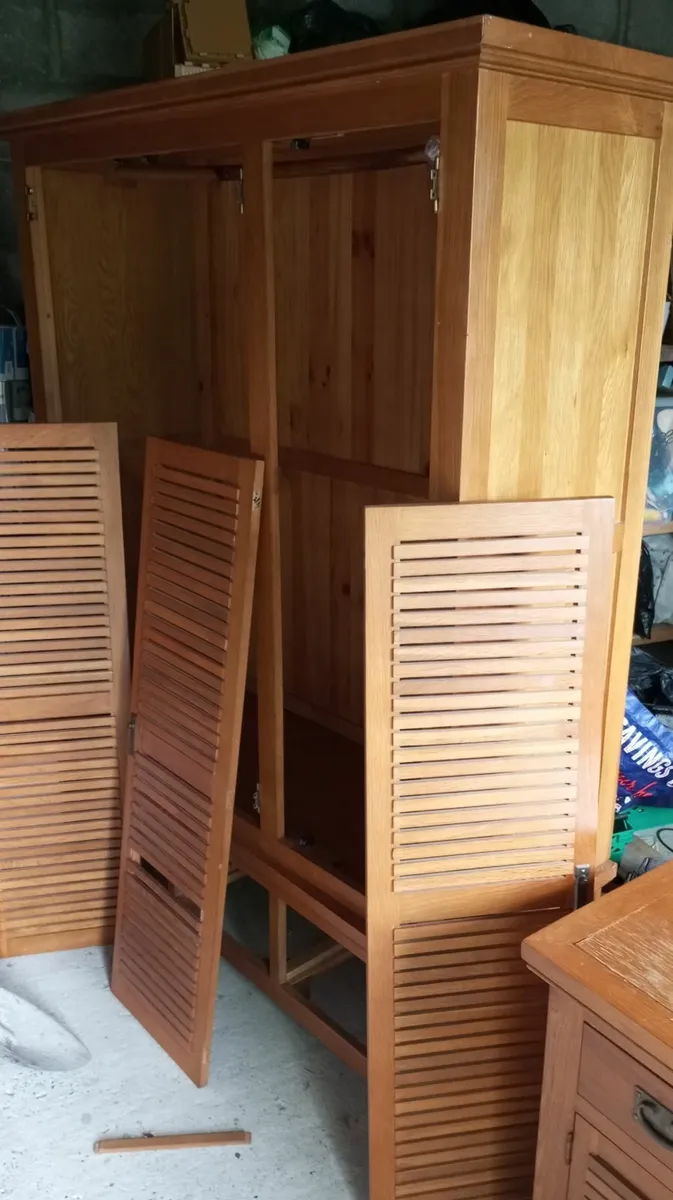Wardrobe XXX UPCYCLERS DREAM XXX