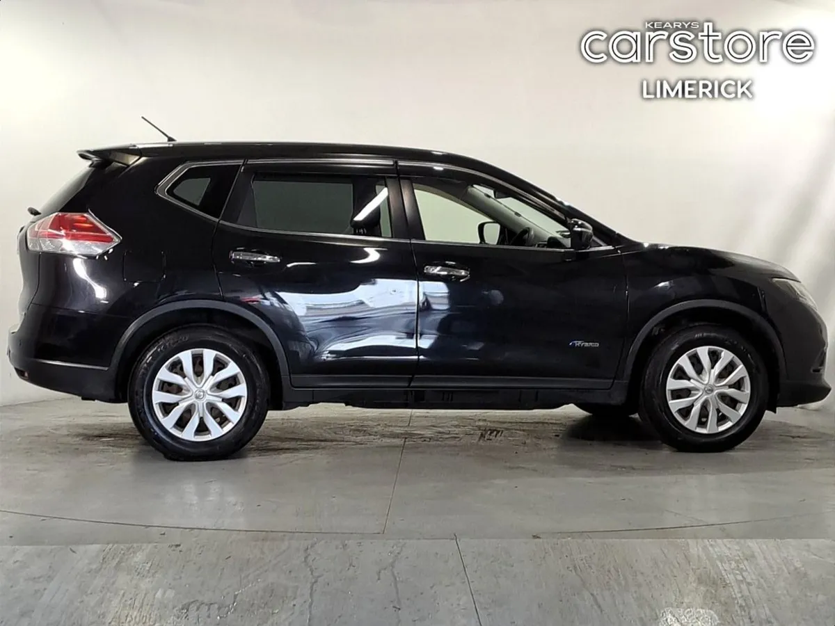 Nissan X-Trail SV 4X4 (5 Seater) - Image 2