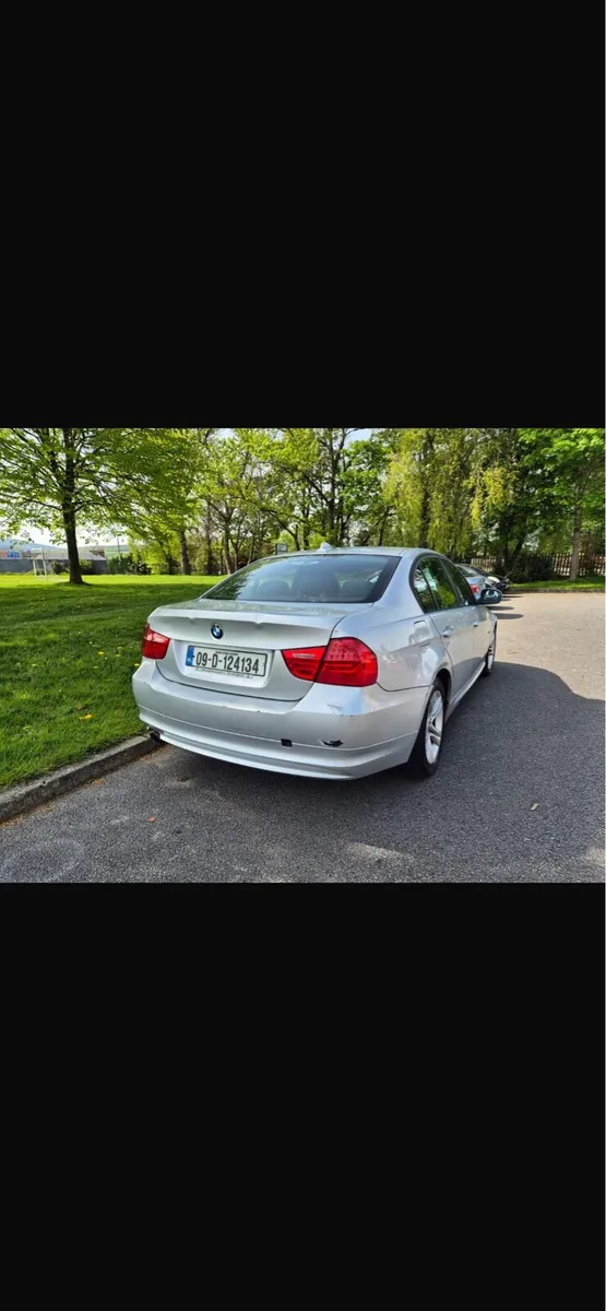 BMW E90 - Image 4