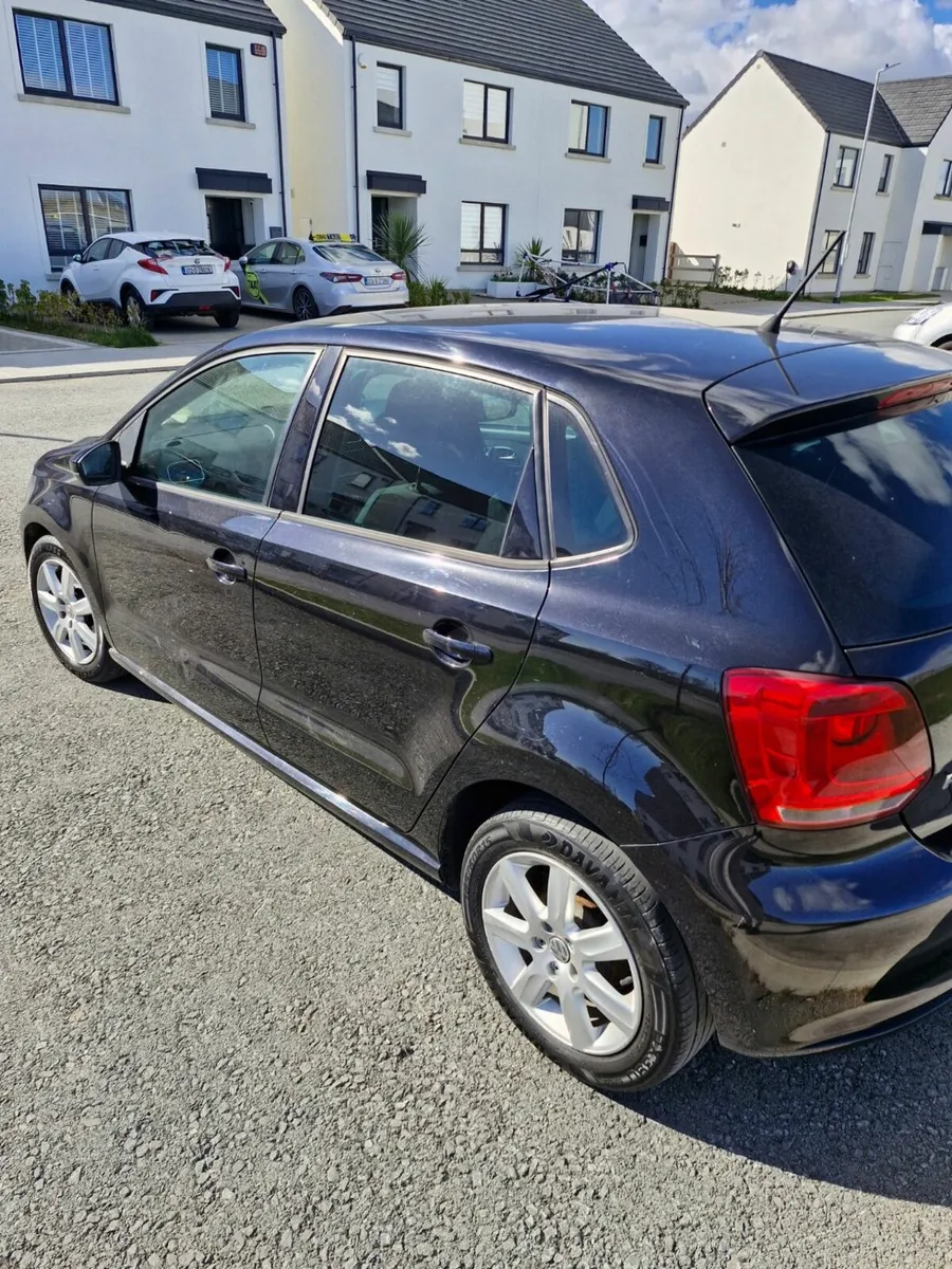 Volkswagen Polo 2012 - Image 2