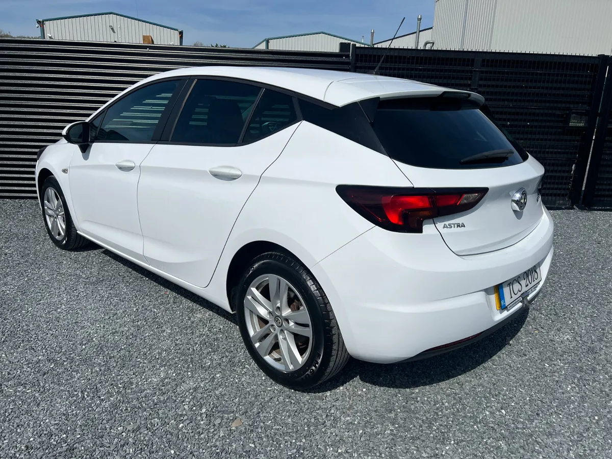 2018 Vauxhall Astra 1.6 Cdti Techline 110BHP - Image 4