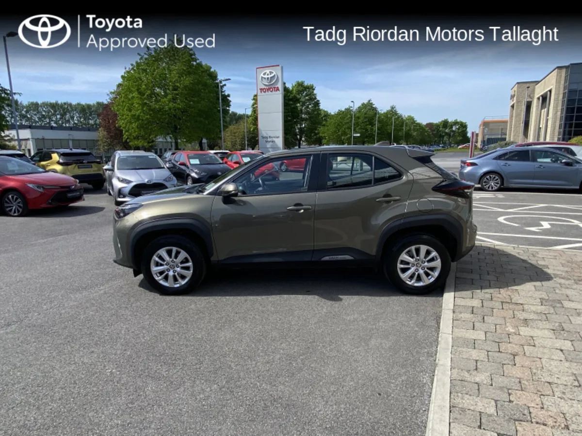 Toyota Yaris Cross LUNA 4DR AUTO - Image 4