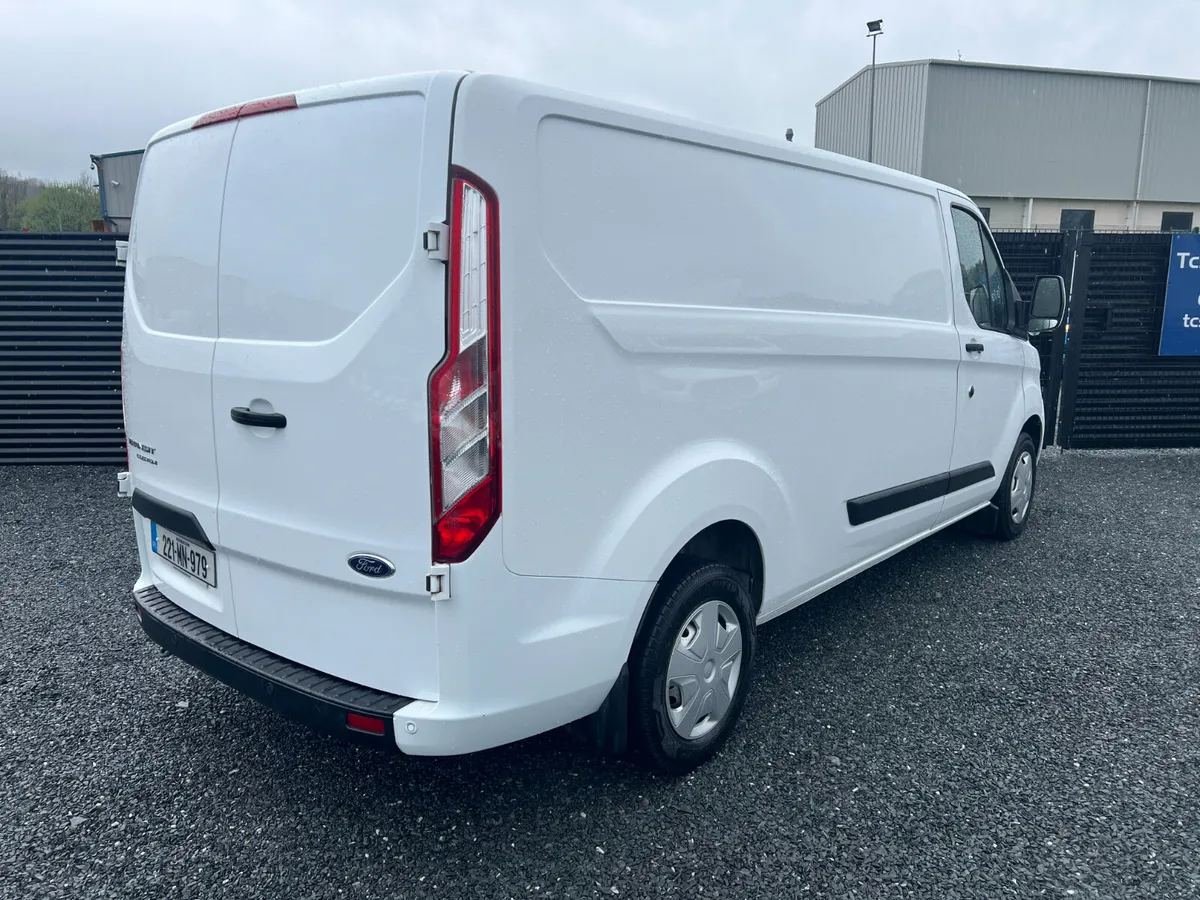 2022 Ford Transit Custom 2.0 TDCI TREND LWB 130BHP - Image 4