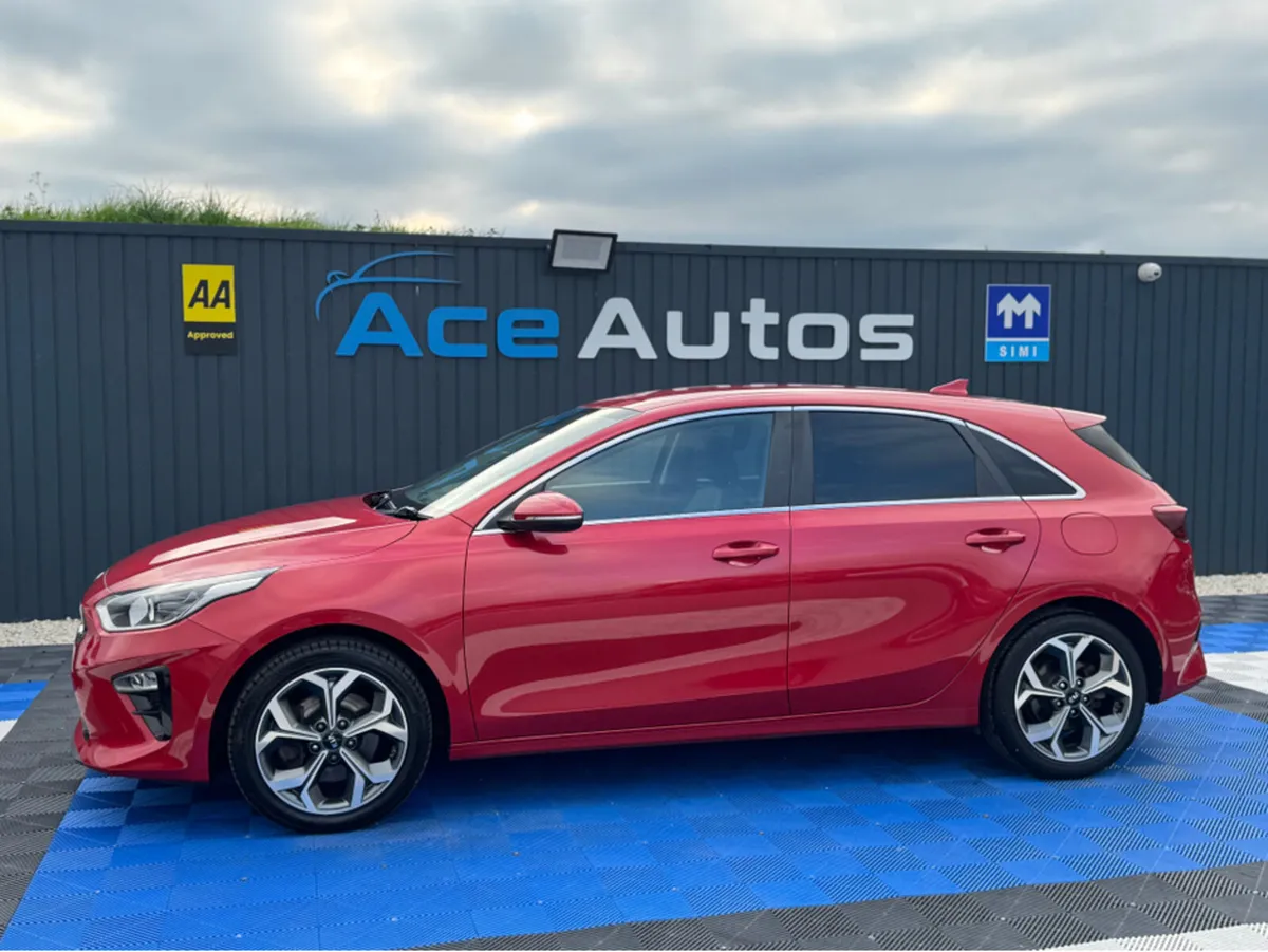 Kia Ceed 3 CRDI ISG - 1.6 DIESEL - MANUAL - 12M WA - Image 3