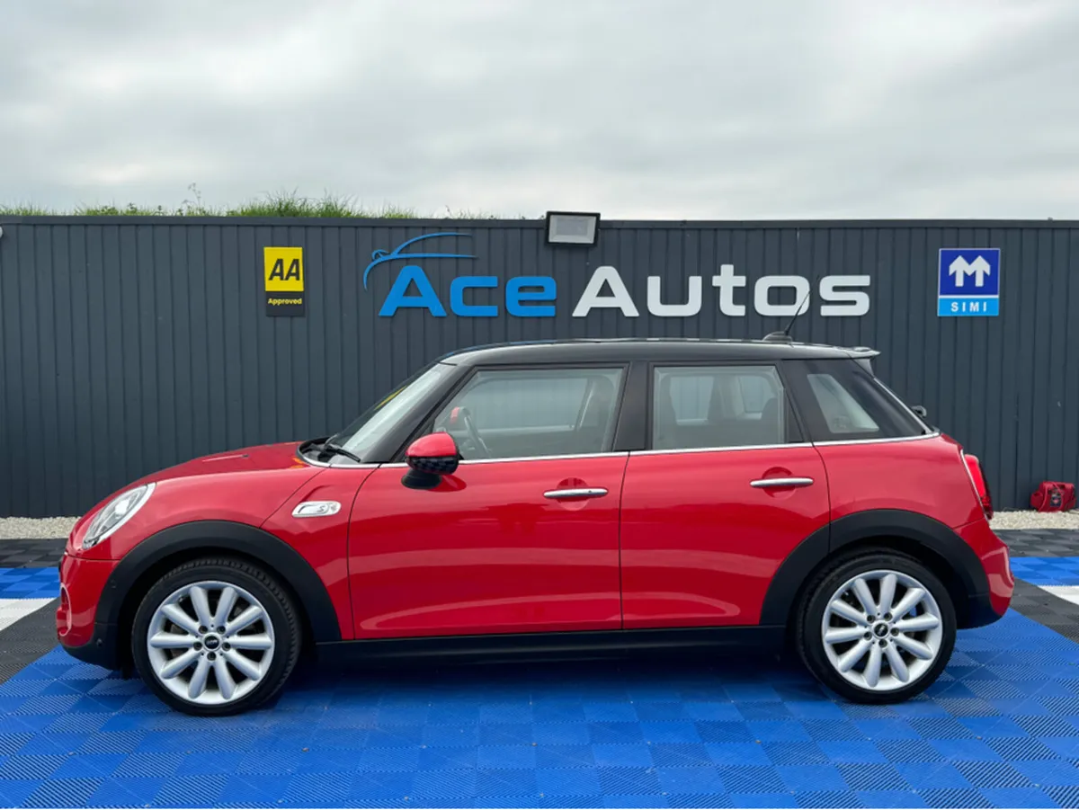 Mini Cooper SD - 2.0L DIESEL- AUTO - 12M WARRANTY - Image 3
