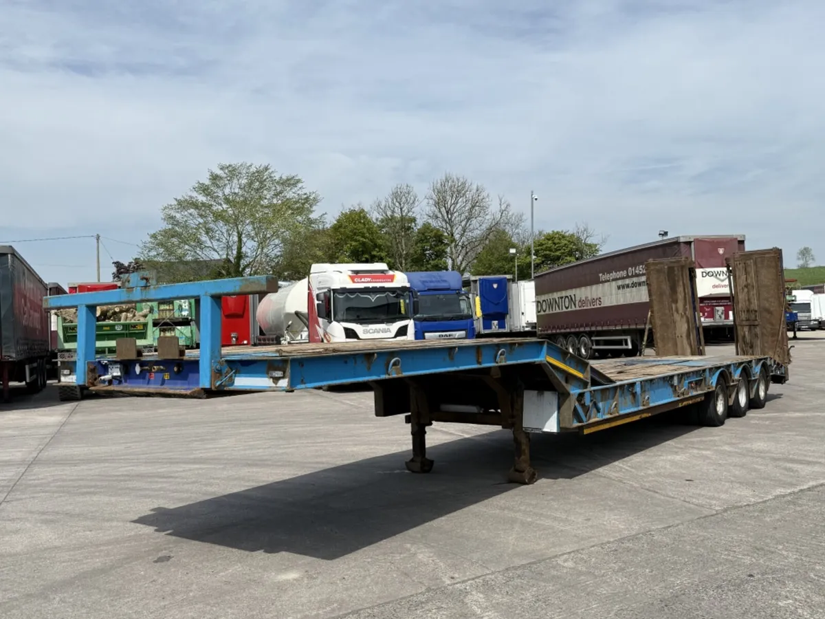 2008 CHIEFTAIN 45FT LOWLOADER - Image 3