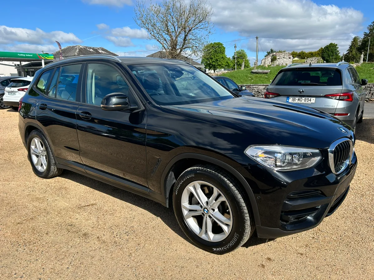 BMW X3 XDRIVE petrol hybrid - Image 2