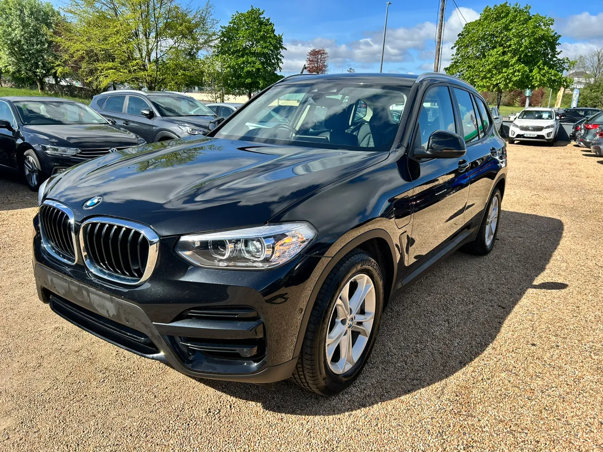 BMW X3 XDRIVE petrol hybrid - Image 3