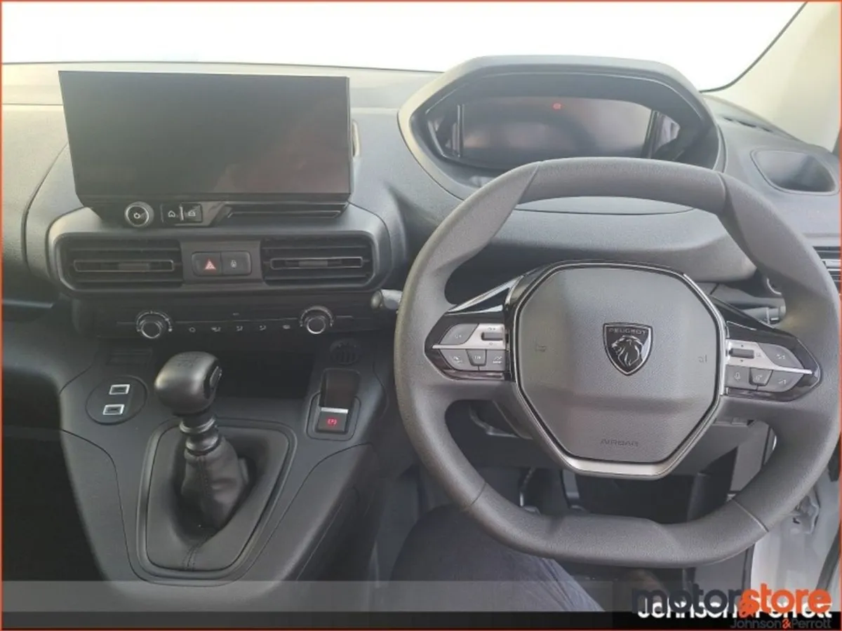 Peugeot Partner Partner PRO Plus1.5 HDI 100 65 - - Image 4