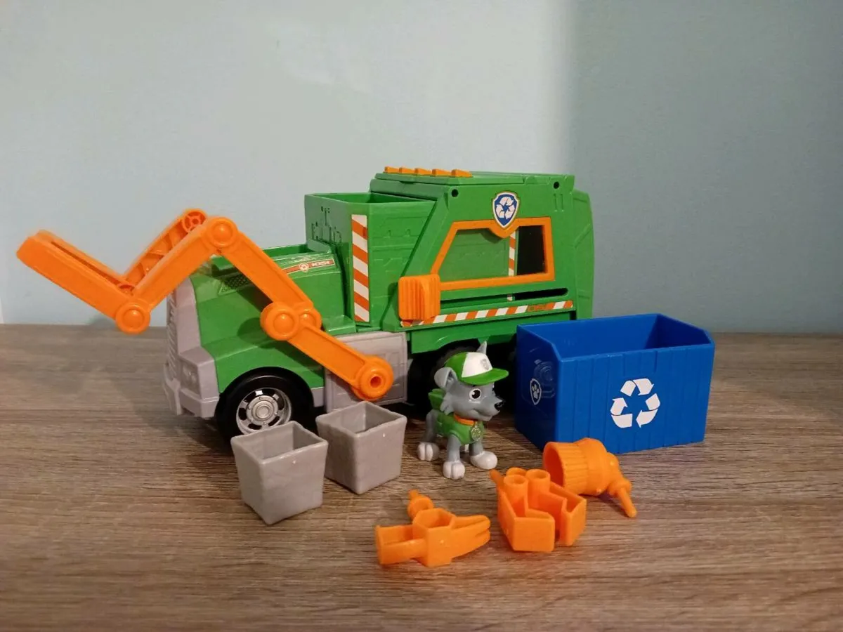 Paw Patrol toys - Image 2