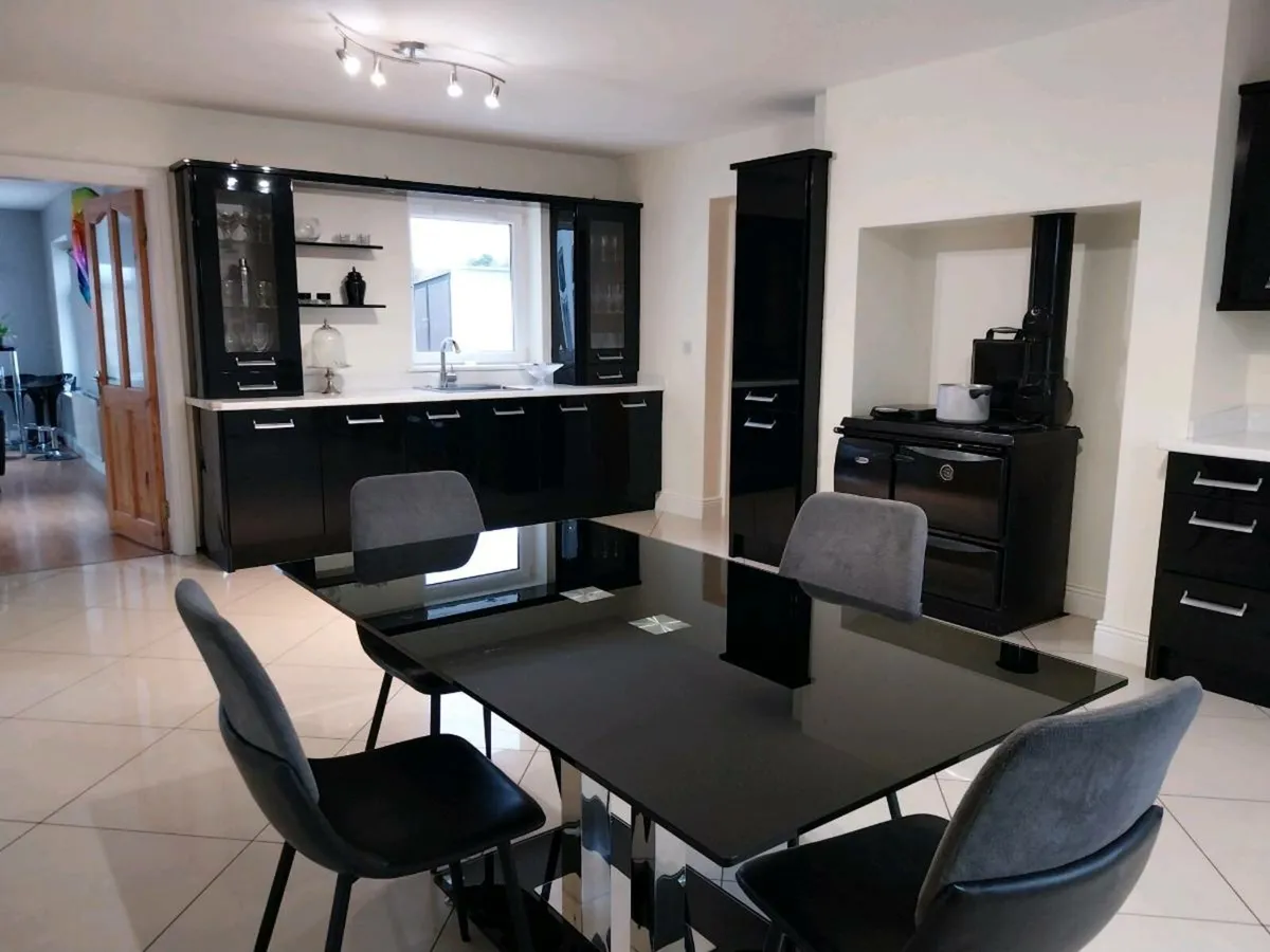 Kitchen - Image 1